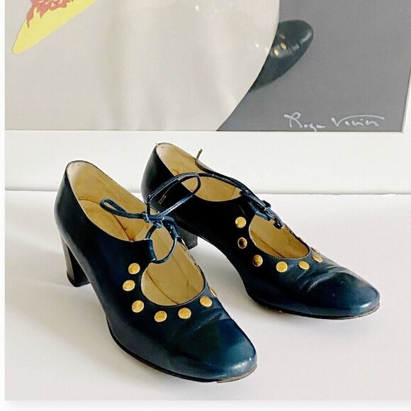 Vintage Roger Vivier Navy Blue Leather Ghillie Pumps with Metal Ornamentation, N - Picture 1 of 16